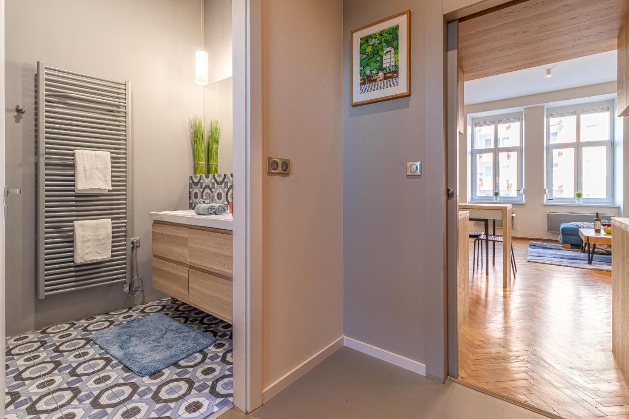 Apartamento Stylish Luxury Flat In Old Town Bratislava Exterior foto